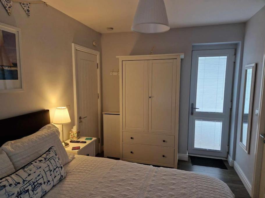 Room On Heath Park Cardiff Esterno foto