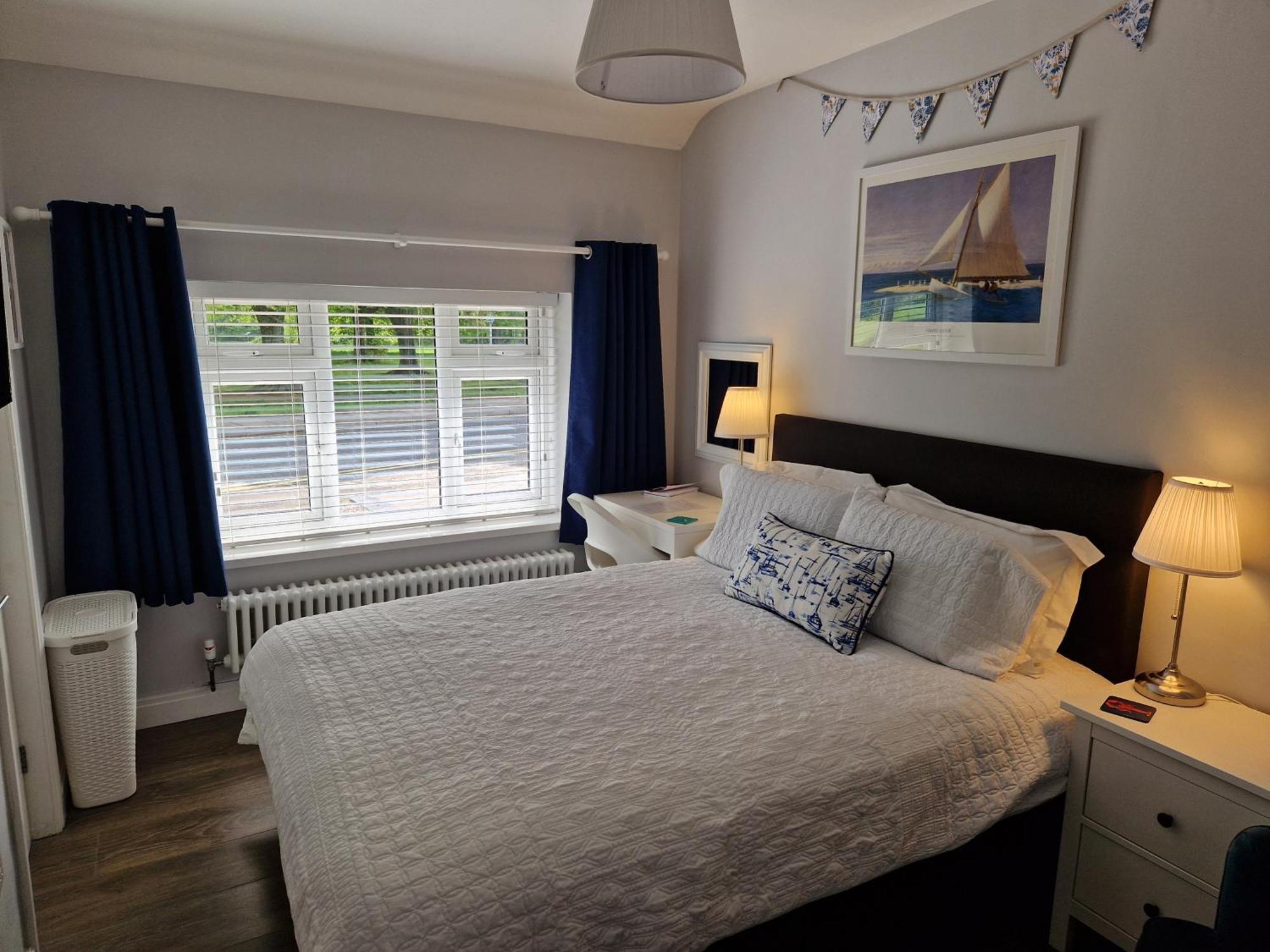 Room On Heath Park Cardiff Esterno foto